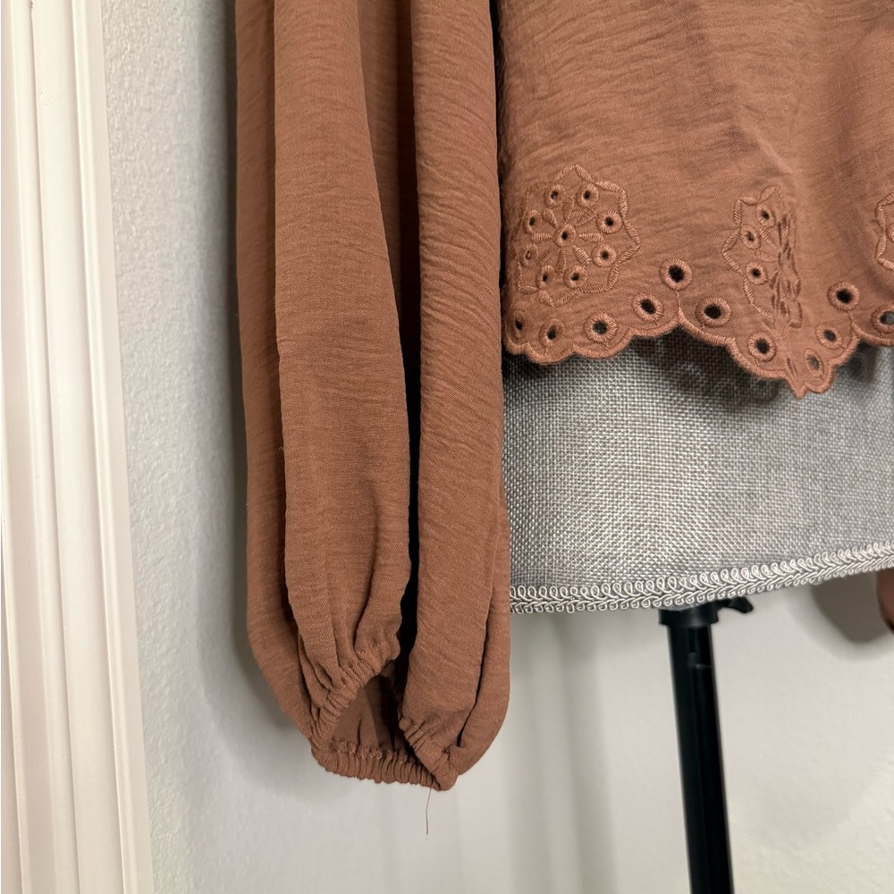 Adrianna Papell Brown Eyelet Blouse | S - Picture 5 of 13